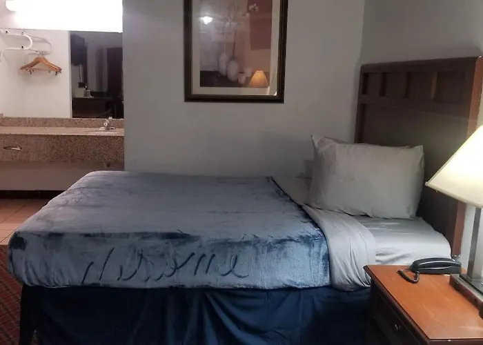 Hotel King Bed Hotel Room 114 Booking